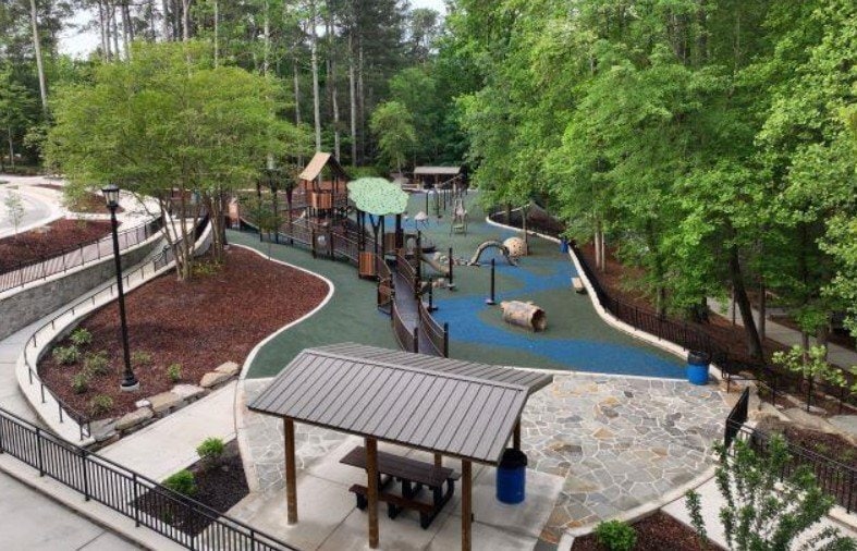 Building Photo - 329 W Main St