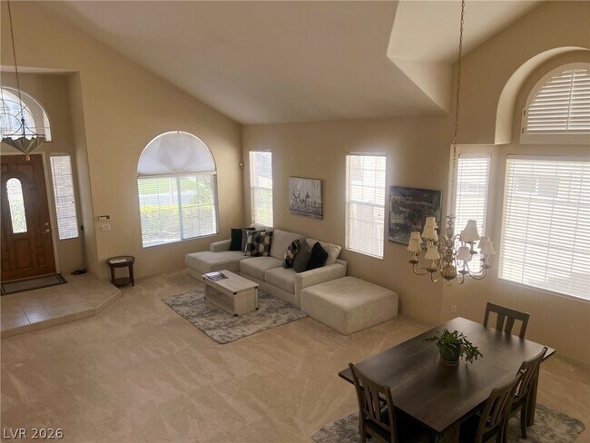 Building Photo - 1824 Dolce Dr