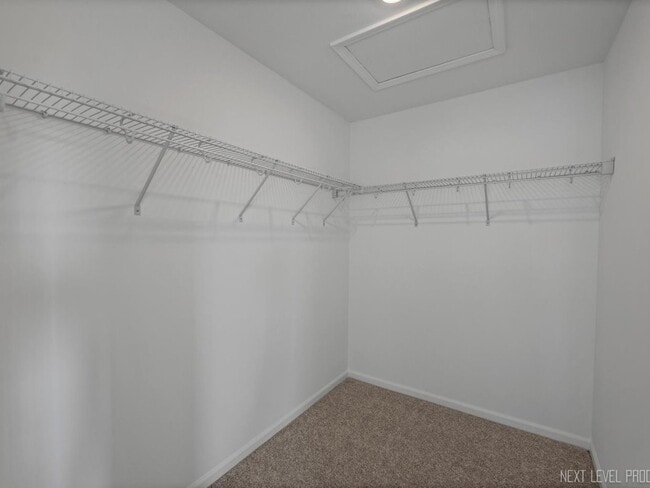 Building Photo - 25715 W Yorkshire Dr