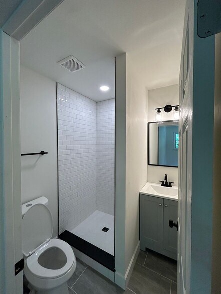 Building Photo - 3761 Avera Ave