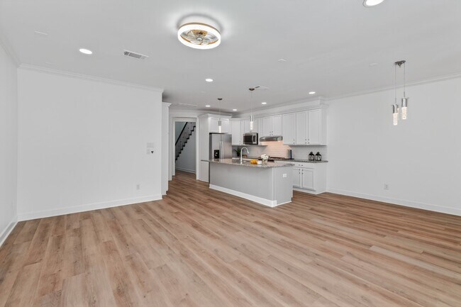 Building Photo - 143 Kendrick Pines Blvd