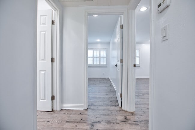 Building Photo - 1337 Berkeley St