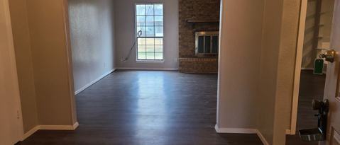 Building Photo - 3420 Reno Dr