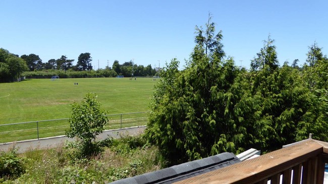 Building Photo - Campbell Creek