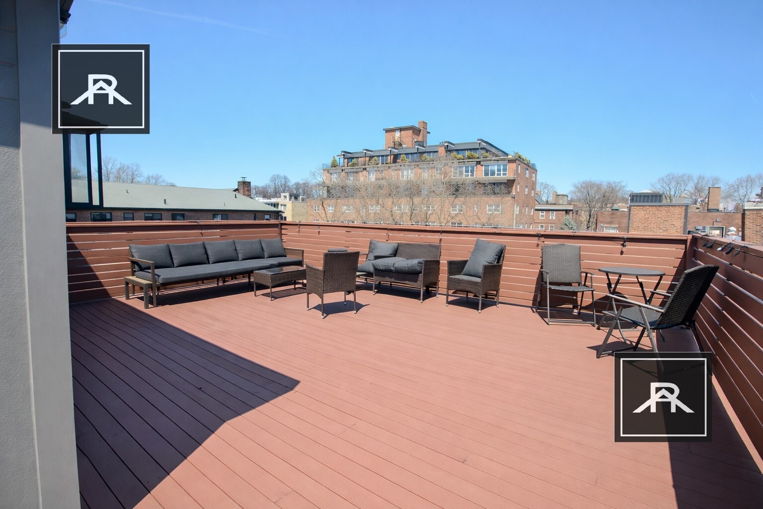 Building Photo - 128 Longwood Ave