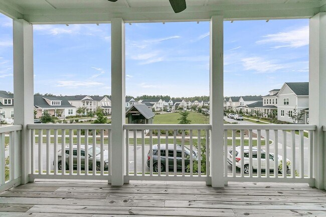 Building Photo - 313 Baritone Rd