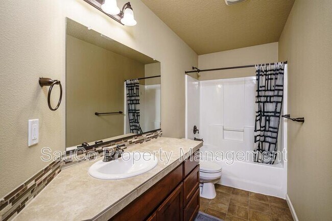 Building Photo - 2973 25th Ave