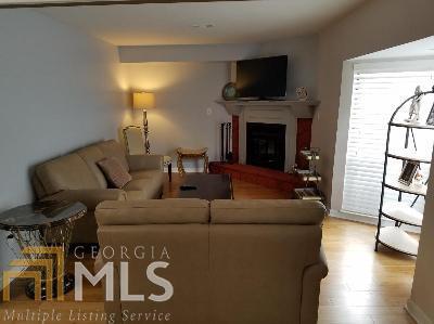 Building Photo - 942 Bobcat Ct