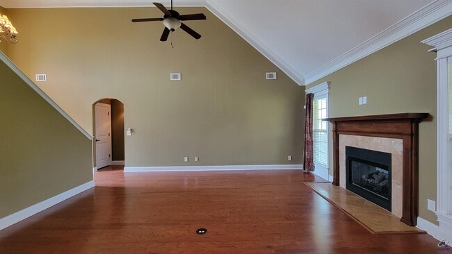 Building Photo - 105 Fortune Way