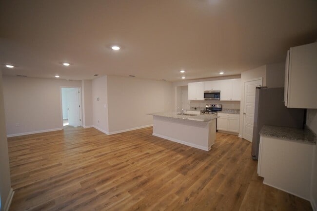 Building Photo - 4053 Brownstone Wy