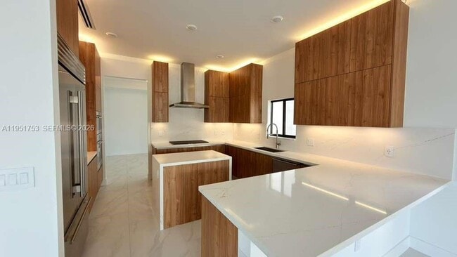 Building Photo - 19700 NE 14th Ave