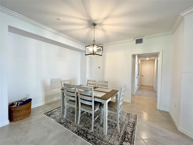 Building Photo - 14656 Sycamore Ct