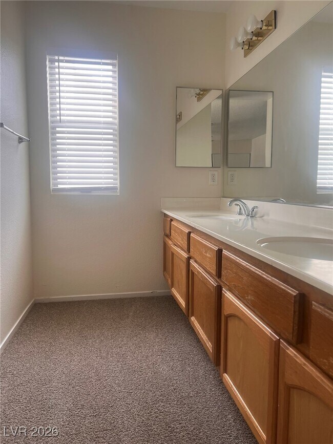 Building Photo - 510 Kelsford Dr