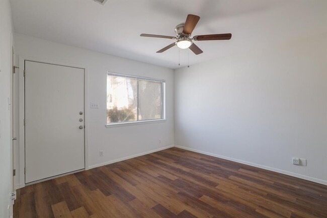 Building Photo - 3401 Willowrun Cove