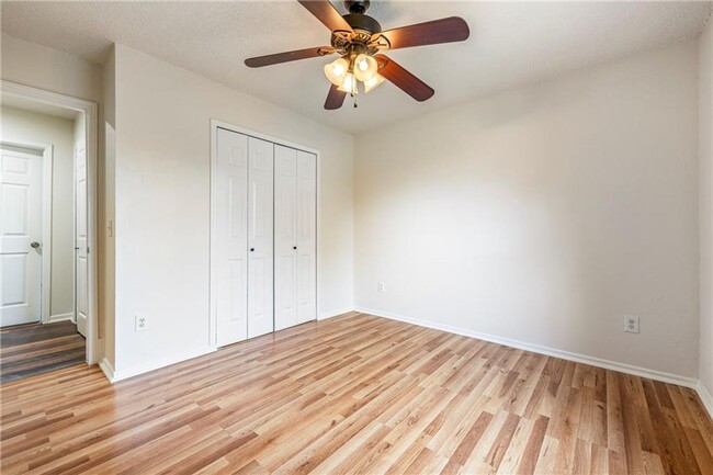 Building Photo - Remodeled 3 bedroom 2 bath in Fayetteville...