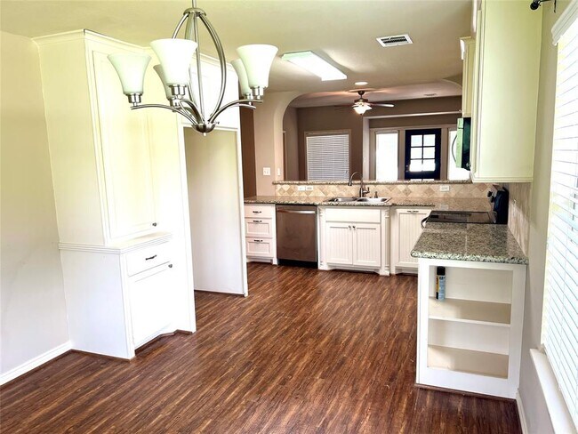 Building Photo - 14876 Cetus Ct