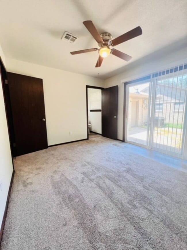 Building Photo - Very nice 3 bed 2 bath home - 1 mile from OU.
