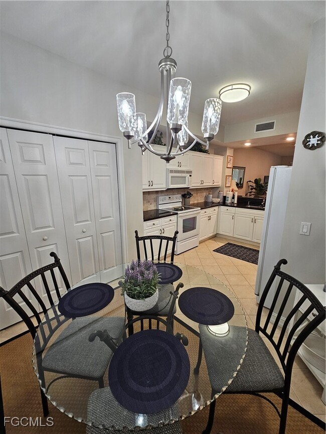 Building Photo - 10530 Amiata Way