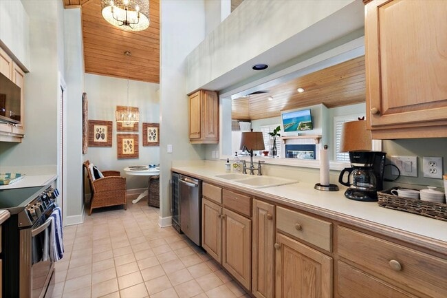 Building Photo - 162 Sea Hammock Way