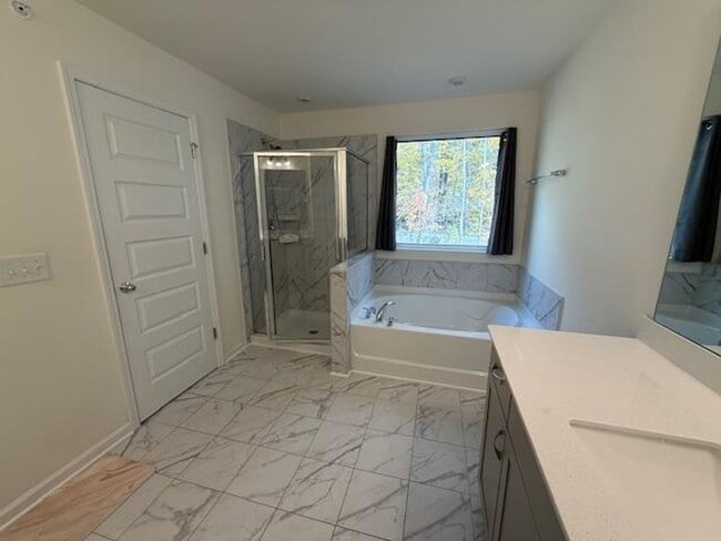 Building Photo - 1216 Grenshaw Dr