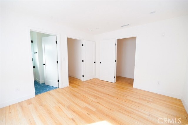 Building Photo - 3642 6th Ave