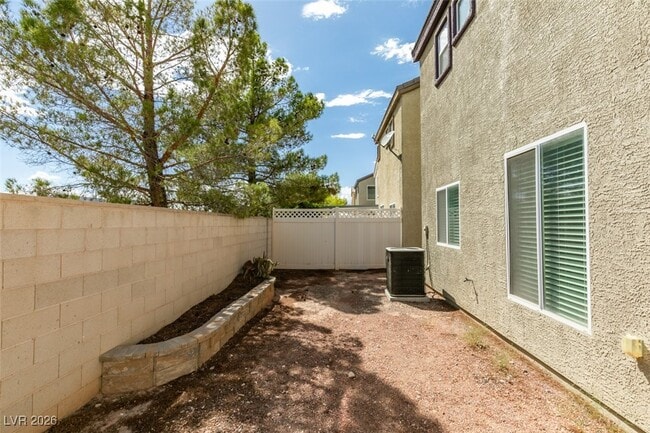 Building Photo - 1555 Homeward Cloud Ave