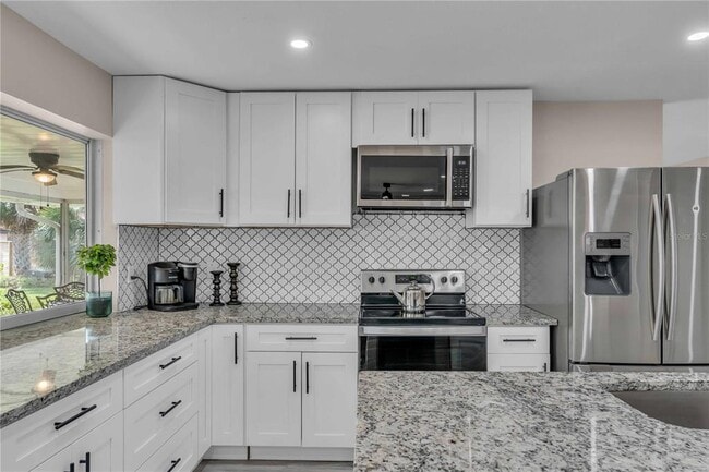 Building Photo - 2544 Carlisle Pl