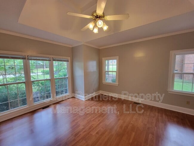 Building Photo - 650 Woodstone Way