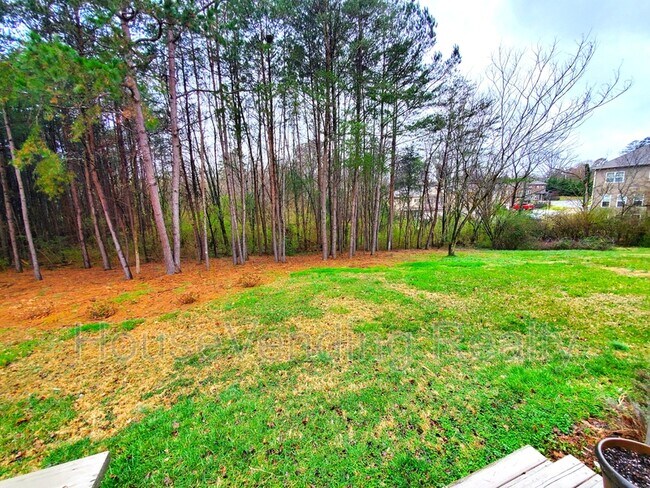 Building Photo - 9734 Hawkdale Ln