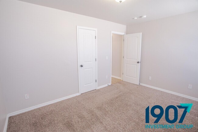 Building Photo - 6833 NW 157th St