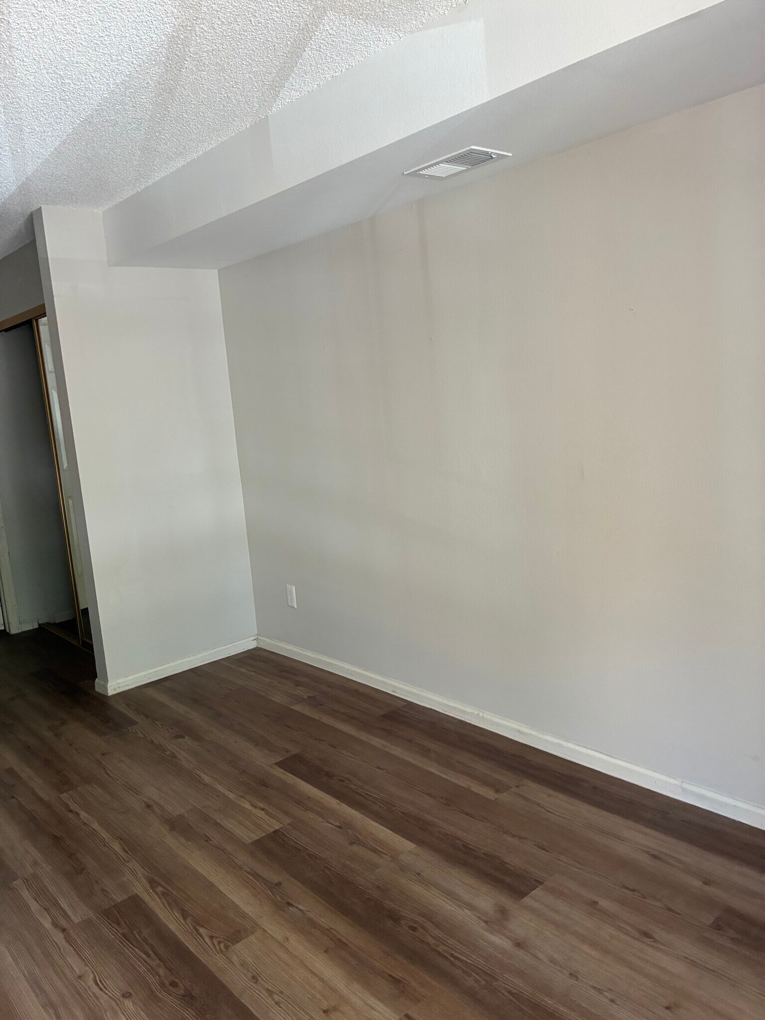 Building Photo - 2575 S Syracuse Way