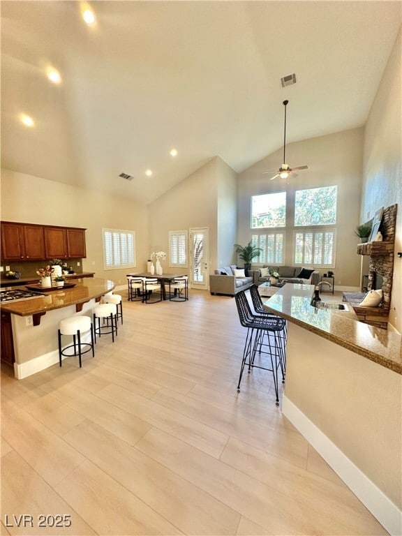 Building Photo - 858 La Sconsa Dr