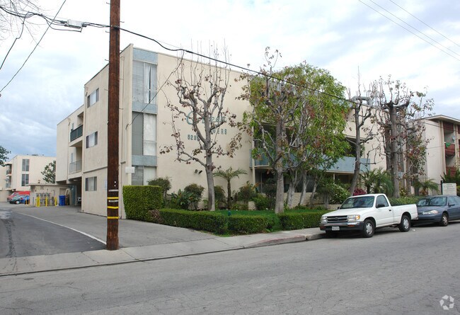 Primary Photo - Corteen Towers