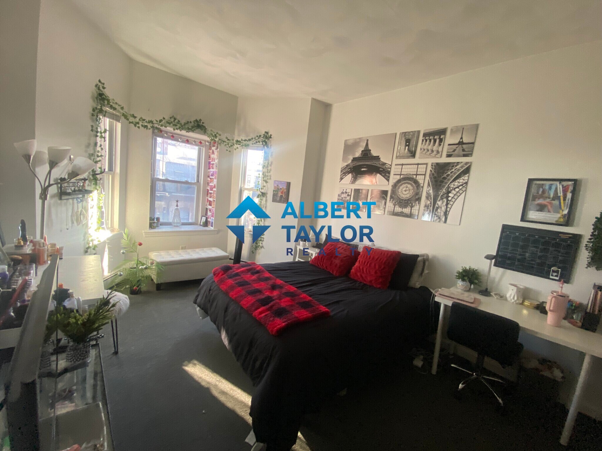 Building Photo - 14 Wigglesworth St