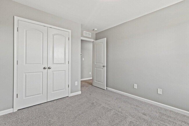 Building Photo - 8181 Driftwood Lp