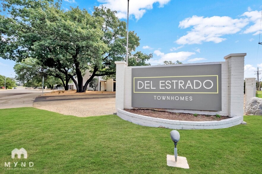 Primary Photo - 3241 62nd St