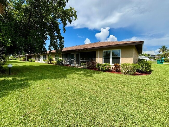 Building Photo - Recently Renovated Rental in Desirable Cap...