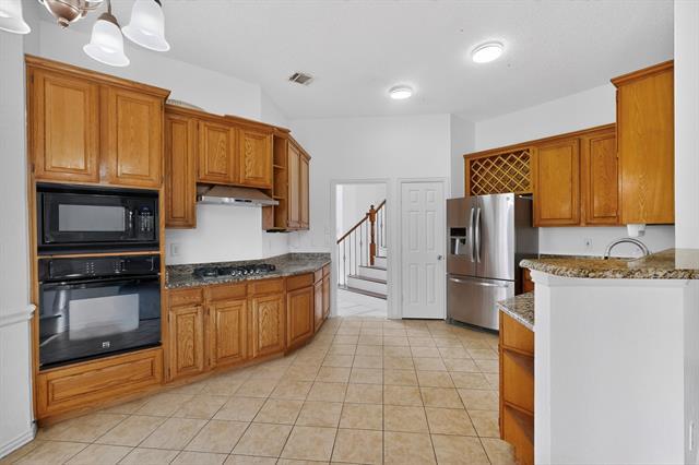 Building Photo - 636 Allen Rd