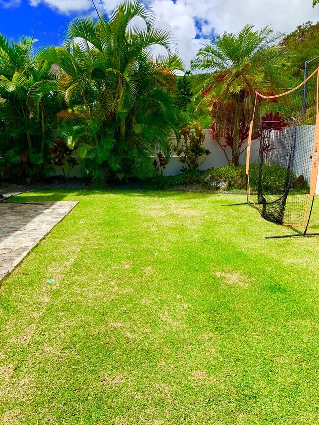 Building Photo - Beautiful Kailua home in Kaelepulu School ...