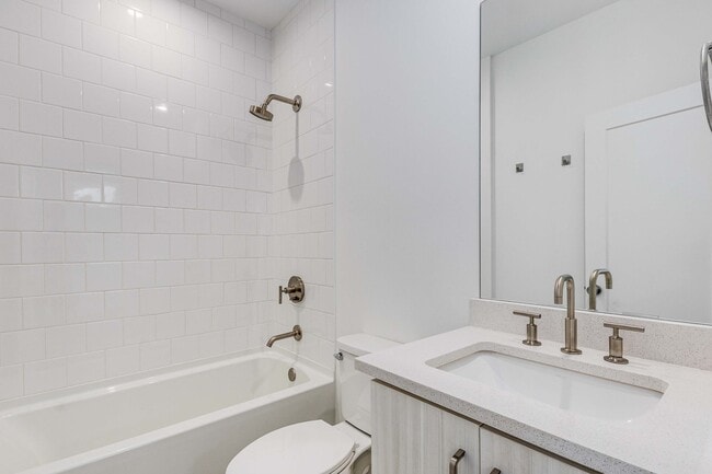 Building Photo - 1815 Gotham Ln NE