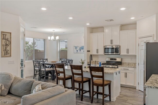 Building Photo - 976 Bluebell Brook St