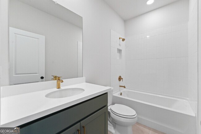 Building Photo - 2005 Vesper Pointe