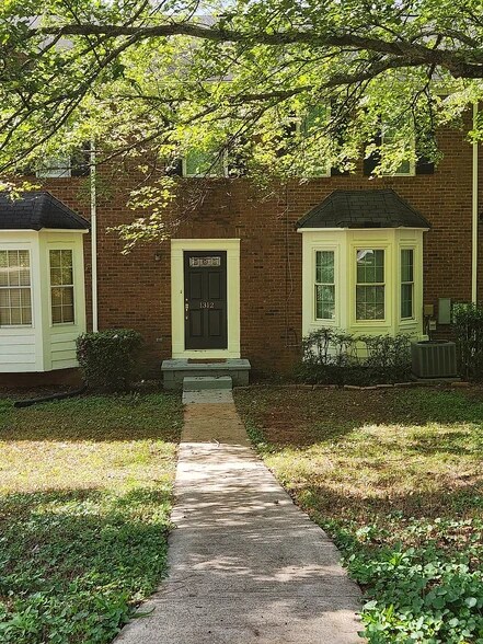 Building Photo - 1312 Warsaw Rd