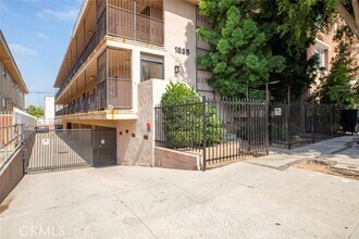 Building Photo - 1835 Alexandria Ave