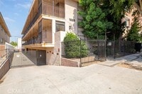 Building Photo - 1835 Alexandria Ave