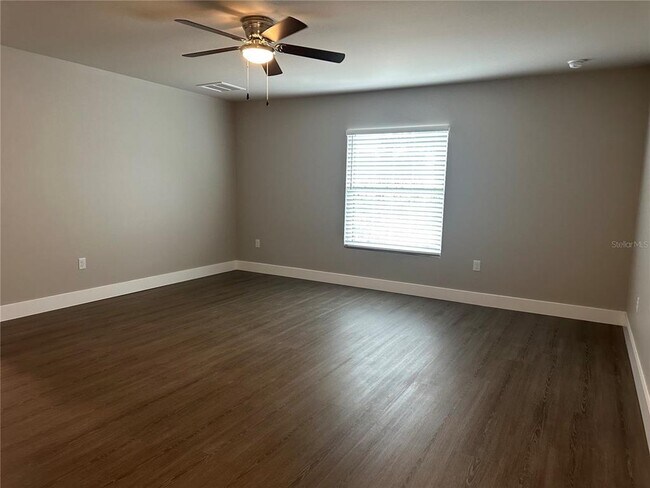 Building Photo - 1585 Jasmine Way