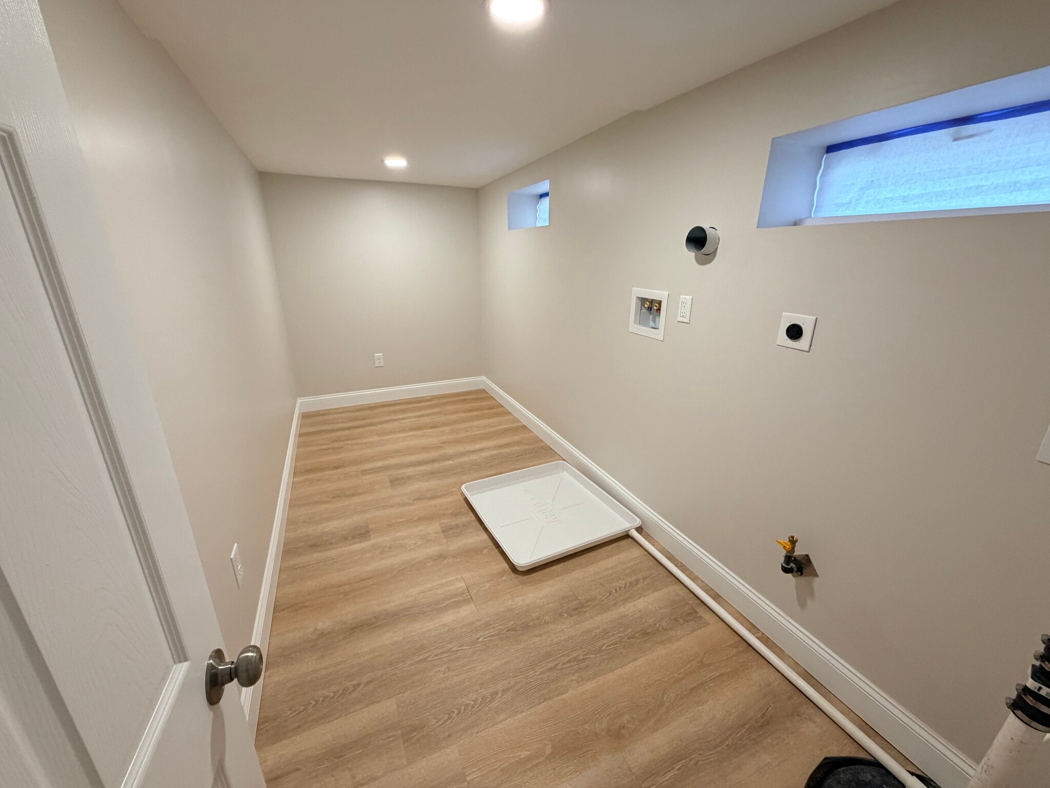 Laundry & Storage (Washer/Dryer to be Installed) - 3 E Overlea Ave