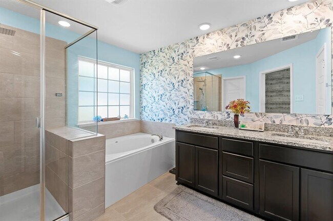 Building Photo - 121 Lazy Lizzy Rd