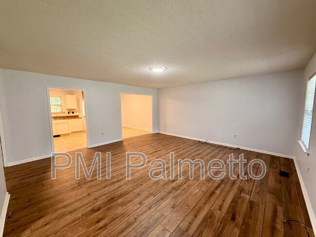 Building Photo - 119 Chatham Forest Cir