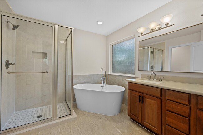 Building Photo - 7214 Deep Forest Dr